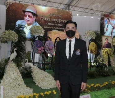 ภาพบรรยากาศงานศพ “พ่อไวพจน์” ที่วัดวังน้ำเย็น อ.บางปลาม้า จ.สุพรรณบุรี 