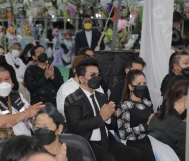 ภาพบรรยากาศงานศพ “พ่อไวพจน์” ที่วัดวังน้ำเย็น อ.บางปลาม้า จ.สุพรรณบุรี 