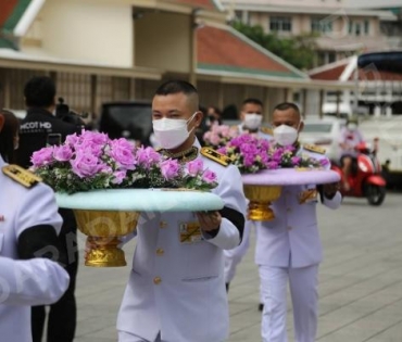 ภาพบรรยากาศคนบันเทิงร่วมงานศพศิลปินแห่งชาติ “อาต้อย เศรษฐา ศิระฉายา”