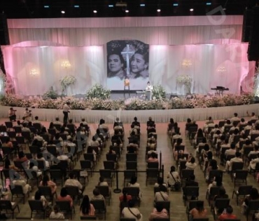 ภาพบรรยากาศพิธีไว้อาลัย “แตงโม นิดา” ณ คริสตจักรเสรีภาพกรุงเทพฯ