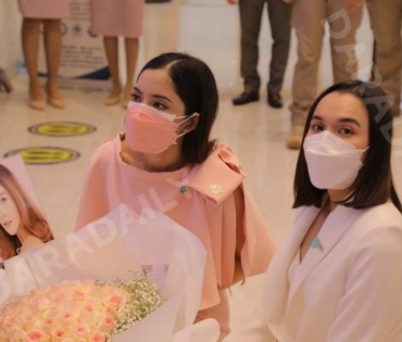 ภาพบรรยากาศพิธีไว้อาลัย “แตงโม นิดา” ที่คริสตจักรเสรีภาพกรุงเทพ วันที่ 2  