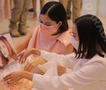 ภาพบรรยากาศพิธีไว้อาลัย “แตงโม นิดา” ที่คริสตจักรเสรีภาพกรุงเทพ วันที่ 2  