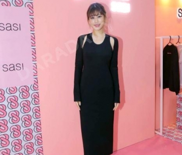 “เฟย์ พรปวีณ์” ร่วมงาน Because girls ณ ร้าน Eveandboy เมกาบางนา