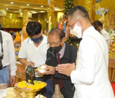 วัดไผ่ล้อม จัดพิธีไหว้ครูบูรพาจารย์ วิสาขบูชารำลึกพลังศรัทธาศิษยานุศิษย์ “คนบันเทิง” ร่วมพิธีล้นหลาม