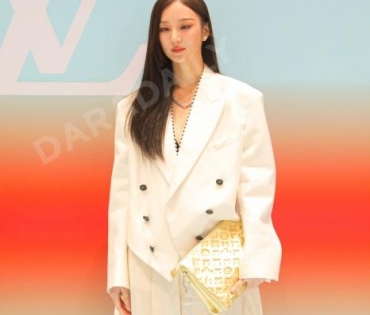 งานแฟชั่นโชว์ "Louis Vuitton" พบกับ “พัคโบกอม” ,มาริโอ้,พีช,สกาย,บอย-เฟย์, ญาญ่า อุรัสญา ณ  "ICOMSIA