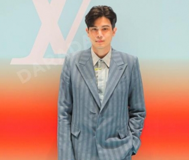 งานแฟชั่นโชว์ "Louis Vuitton" พบกับ “พัคโบกอม” ,มาริโอ้,พีช,สกาย,บอย-เฟย์, ญาญ่า อุรัสญา ณ  "ICOMSIA