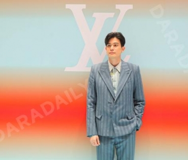 งานแฟชั่นโชว์ "Louis Vuitton" พบกับ “พัคโบกอม” ,มาริโอ้,พีช,สกาย,บอย-เฟย์, ญาญ่า อุรัสญา ณ  "ICOMSIA