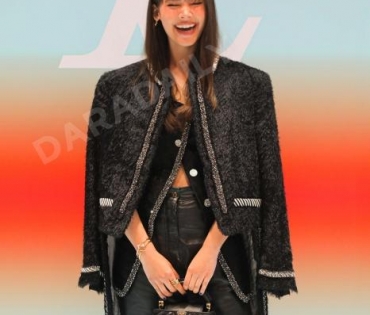 งานแฟชั่นโชว์ "Louis Vuitton" พบกับ “พัคโบกอม” ,มาริโอ้,พีช,สกาย,บอย-เฟย์, ญาญ่า อุรัสญา ณ  "ICOMSIA