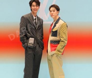 งานแฟชั่นโชว์ "Louis Vuitton" พบกับ “พัคโบกอม” ,มาริโอ้,พีช,สกาย,บอย-เฟย์, ญาญ่า อุรัสญา ณ  "ICOMSIA