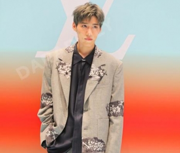 งานแฟชั่นโชว์ "Louis Vuitton" พบกับ “พัคโบกอม” ,มาริโอ้,พีช,สกาย,บอย-เฟย์, ญาญ่า อุรัสญา ณ  "ICOMSIA