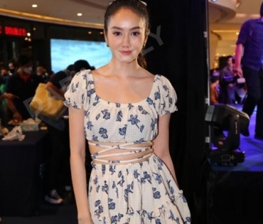 ละครเด็ด7HDละครดีกด35 พบกับนักแสดงจากละคร #ปางเสน่หา #หมอลำซัมเมอร์ และ #คุ้งเสน่หา ณ ลาน Zpotlight