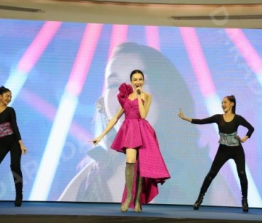 ละครเด็ด7HDละครดีกด35 พบกับนักแสดงจากละคร #ปางเสน่หา #หมอลำซัมเมอร์ และ #คุ้งเสน่หา ณ ลาน Zpotlight