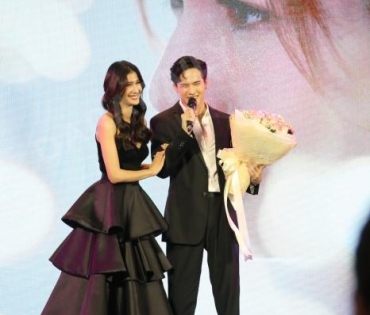ละครเด็ด7HDละครดีกด35 พบกับนักแสดงจากละคร #ปางเสน่หา #หมอลำซัมเมอร์ และ #คุ้งเสน่หา ณ ลาน Zpotlight