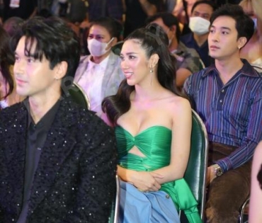 ละครเด็ด7HDละครดีกด35 พบกับนักแสดงจากละคร #ปางเสน่หา #หมอลำซัมเมอร์ และ #คุ้งเสน่หา ณ ลาน Zpotlight