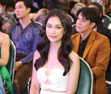 ละครเด็ด7HDละครดีกด35 พบกับนักแสดงจากละคร #ปางเสน่หา #หมอลำซัมเมอร์ และ #คุ้งเสน่หา ณ ลาน Zpotlight