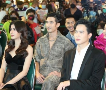 ละครเด็ด7HDละครดีกด35 พบกับนักแสดงจากละคร #ปางเสน่หา #หมอลำซัมเมอร์ และ #คุ้งเสน่หา ณ ลาน Zpotlight
