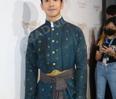 งานเปิดตัวภาพยนตร์บุพเพสันนิวาส2 พบกับ โป๊ป,เบลล่า ,ไอซ์ พาริส ณ ชั้น M ดิ เอ็มควอเทียร์