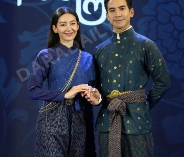 งานเปิดตัวภาพยนตร์บุพเพสันนิวาส2 พบกับ โป๊ป,เบลล่า ,ไอซ์ พาริส ณ ชั้น M ดิ เอ็มควอเทียร์