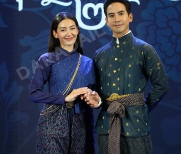 งานเปิดตัวภาพยนตร์บุพเพสันนิวาส2 พบกับ โป๊ป,เบลล่า ,ไอซ์ พาริส ณ ชั้น M ดิ เอ็มควอเทียร์