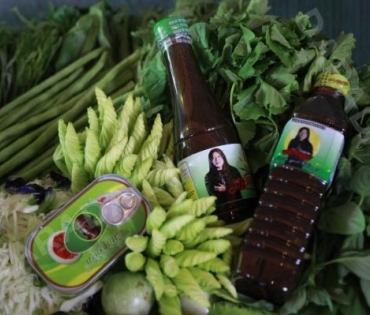 เปิดตัวผลิตภัณฑ์น้ำปลาร้าแสงจันทร์ ของ อาจารย์ไข่ มาลีฮวนน่า