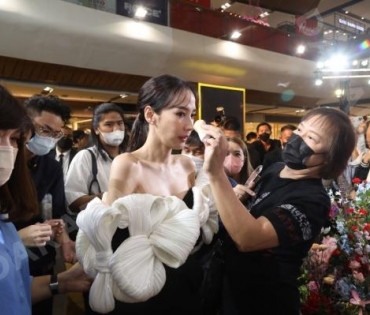  มาดามฟิน” จัดงาน  “8th Celebration of Madame Fin” พร้อมเปิดตัวพรีเซ็นเตอร์สุดฮอตล่าสุด  “อั้ม - พัช