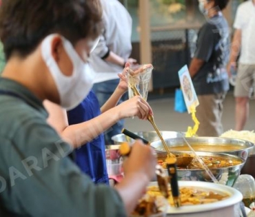 งานตลาดนัดอาหารเป็นยากับดาราเดลี่ ณ เดอะไนน์พระราม 9