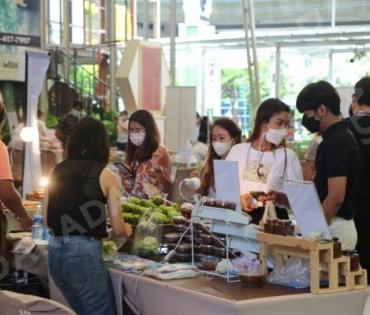 งานตลาดนัดอาหารเป็นยากับดาราเดลี่ ณ เดอะไนน์พระราม 9