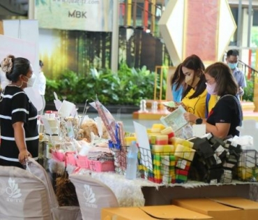 งานตลาดนัดอาหารเป็นยากับดาราเดลี่ ณ เดอะไนน์พระราม 9