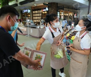 งานตลาดนัดอาหารเป็นยากับดาราเดลี่ ณ เดอะไนน์พระราม 9