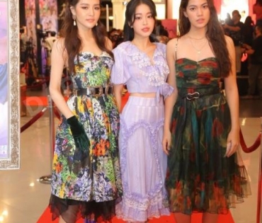 รอบปฐมทัศน์ ลิขิตรักชิงบัลลังก์  