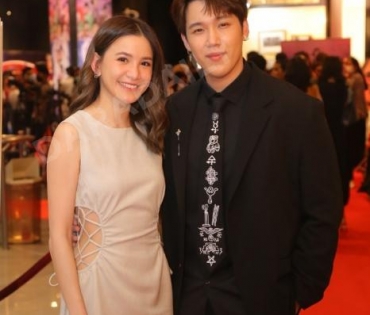 รอบปฐมทัศน์ ลิขิตรักชิงบัลลังก์  