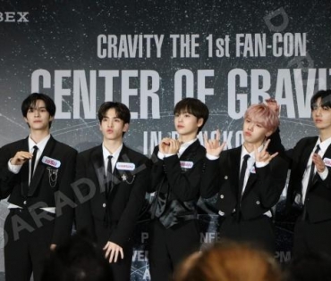 บรรยากาศงานแถลงข่าว 2022 CRAVITY THE FIRST FAN-CON "CENTER OF GRAVITY" IN BANGKOK