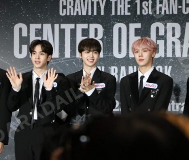 บรรยากาศงานแถลงข่าว 2022 CRAVITY THE FIRST FAN-CON "CENTER OF GRAVITY" IN BANGKOK