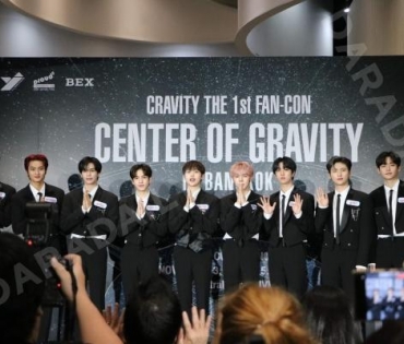 บรรยากาศงานแถลงข่าว 2022 CRAVITY THE FIRST FAN-CON "CENTER OF GRAVITY" IN BANGKOK