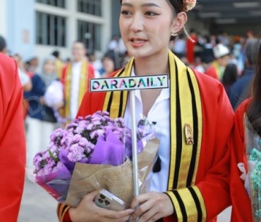 “แมงปอ เพ็ญพิชชา” มิสแกรนด์พะเยา2019 รับปริญญาตรี มหาวิทยาลัยเทคโนโลยีพระจอมเกล้าธนบุรี