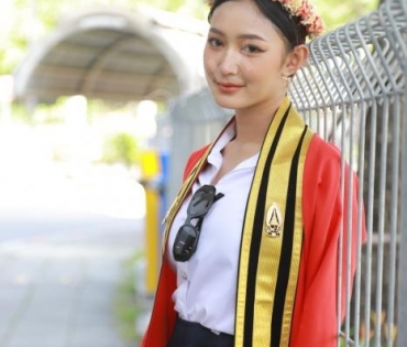 “แมงปอ เพ็ญพิชชา” มิสแกรนด์พะเยา2019 รับปริญญาตรี มหาวิทยาลัยเทคโนโลยีพระจอมเกล้าธนบุรี