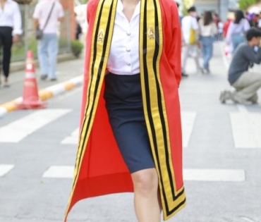 “แมงปอ เพ็ญพิชชา” มิสแกรนด์พะเยา2019 รับปริญญาตรี มหาวิทยาลัยเทคโนโลยีพระจอมเกล้าธนบุรี