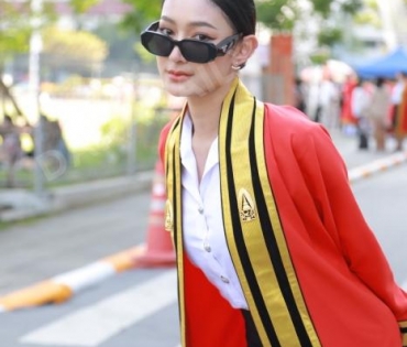 “แมงปอ เพ็ญพิชชา” มิสแกรนด์พะเยา2019 รับปริญญาตรี มหาวิทยาลัยเทคโนโลยีพระจอมเกล้าธนบุรี
