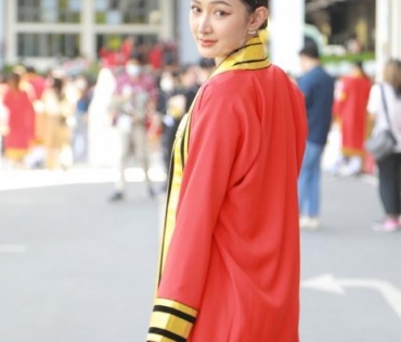 “แมงปอ เพ็ญพิชชา” มิสแกรนด์พะเยา2019 รับปริญญาตรี มหาวิทยาลัยเทคโนโลยีพระจอมเกล้าธนบุรี