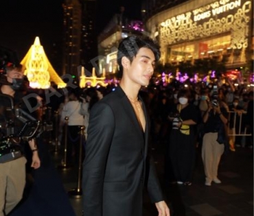 “ใหม่-อาโป-บิว-พีพี” นำทีมดาราตัวท็อปร่วมงาน “Bulgari Serpenti Light Up”