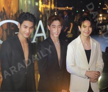 “ใหม่-อาโป-บิว-พีพี” นำทีมดาราตัวท็อปร่วมงาน “Bulgari Serpenti Light Up”