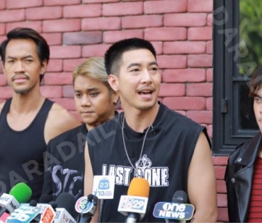 บรรยากาศการถ่ายทำมิวสิควีดีโอ “โตโน่ ภาคิน” เพลงสะกดทัพ