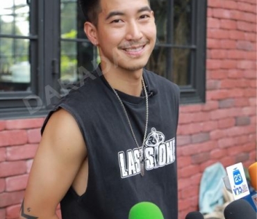 บรรยากาศการถ่ายทำมิวสิควีดีโอ “โตโน่ ภาคิน” เพลงสะกดทัพ