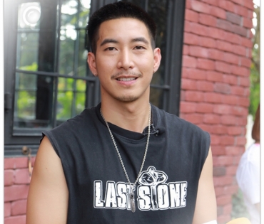 บรรยากาศการถ่ายทำมิวสิควีดีโอ “โตโน่ ภาคิน” เพลงสะกดทัพ