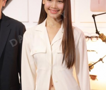 เปิดตัวคอลเลคชั่น “UNIQLO Spring/Summer 2023” พบกับ ญาญ่า อุรัสยา, แอน ทองประสม, ติ๊ก เจษฎาภรณ์, อ๊ะอาย 4EVE