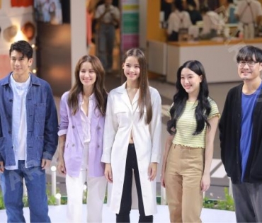 เปิดตัวคอลเลคชั่น “UNIQLO Spring/Summer 2023” พบกับ ญาญ่า อุรัสยา, แอน ทองประสม, ติ๊ก เจษฎาภรณ์, อ๊ะอาย 4EVE