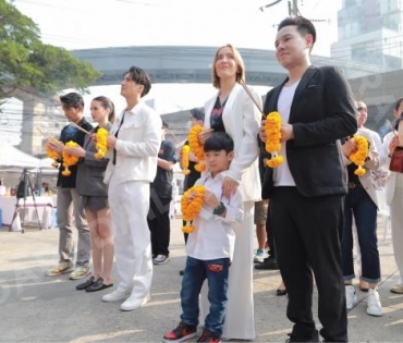 พิธีบวงสรวงภาพยนตร์ เรื่อง“กุมาร” พร้อมด้วยทีมนักแสดง นำโดย เด่นคุณ งามเนตร , พิ้งกี้ สาวิกา ไชยเดช