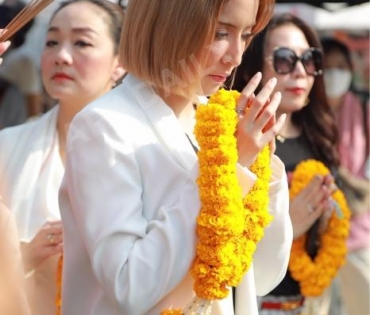 พิธีบวงสรวงภาพยนตร์ เรื่อง“กุมาร” พร้อมด้วยทีมนักแสดง นำโดย เด่นคุณ งามเนตร , พิ้งกี้ สาวิกา ไชยเดช