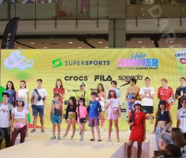 บรรยากาศงาน "Supersports Summer Fashion Show 2023" พบ "ปราง-กัญญ์ณรัณ" และสองหนุ่ม "หยิ่น-วอร์"