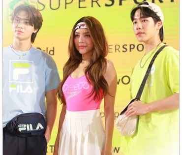 บรรยากาศงาน "Supersports Summer Fashion Show 2023" พบ "ปราง-กัญญ์ณรัณ" และสองหนุ่ม "หยิ่น-วอร์"